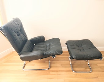 1970s Harald Relling Westnofa Wing Chair & Ottoman – Black Leather Chrome Mid-Century Modern Lounge Set