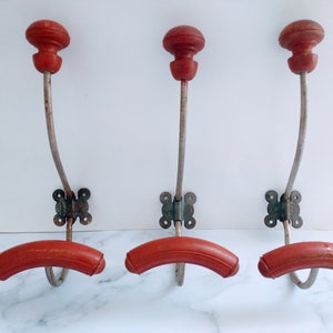 One French Farmhouse Vintage Wood Metal Coat Hat Hook – Antique