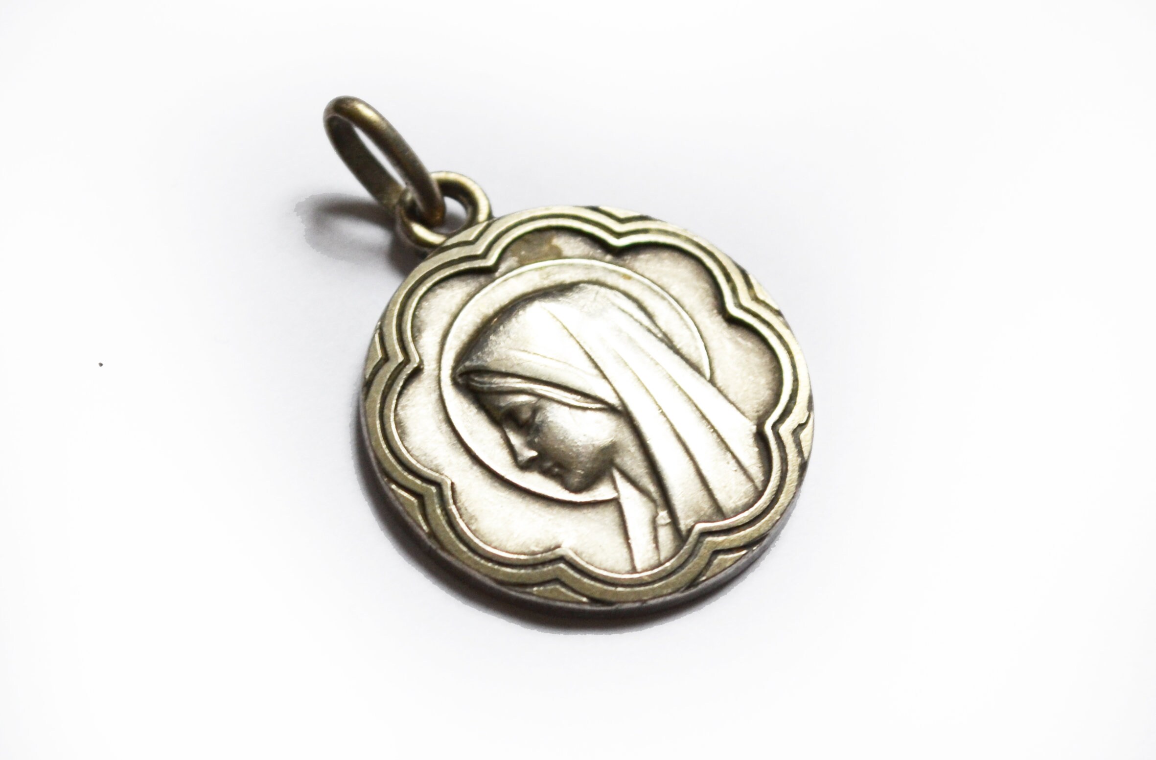 Pendentif Vierge Marie, Médaille Vintage, Lourdes, Apparition, France Antique Médaille