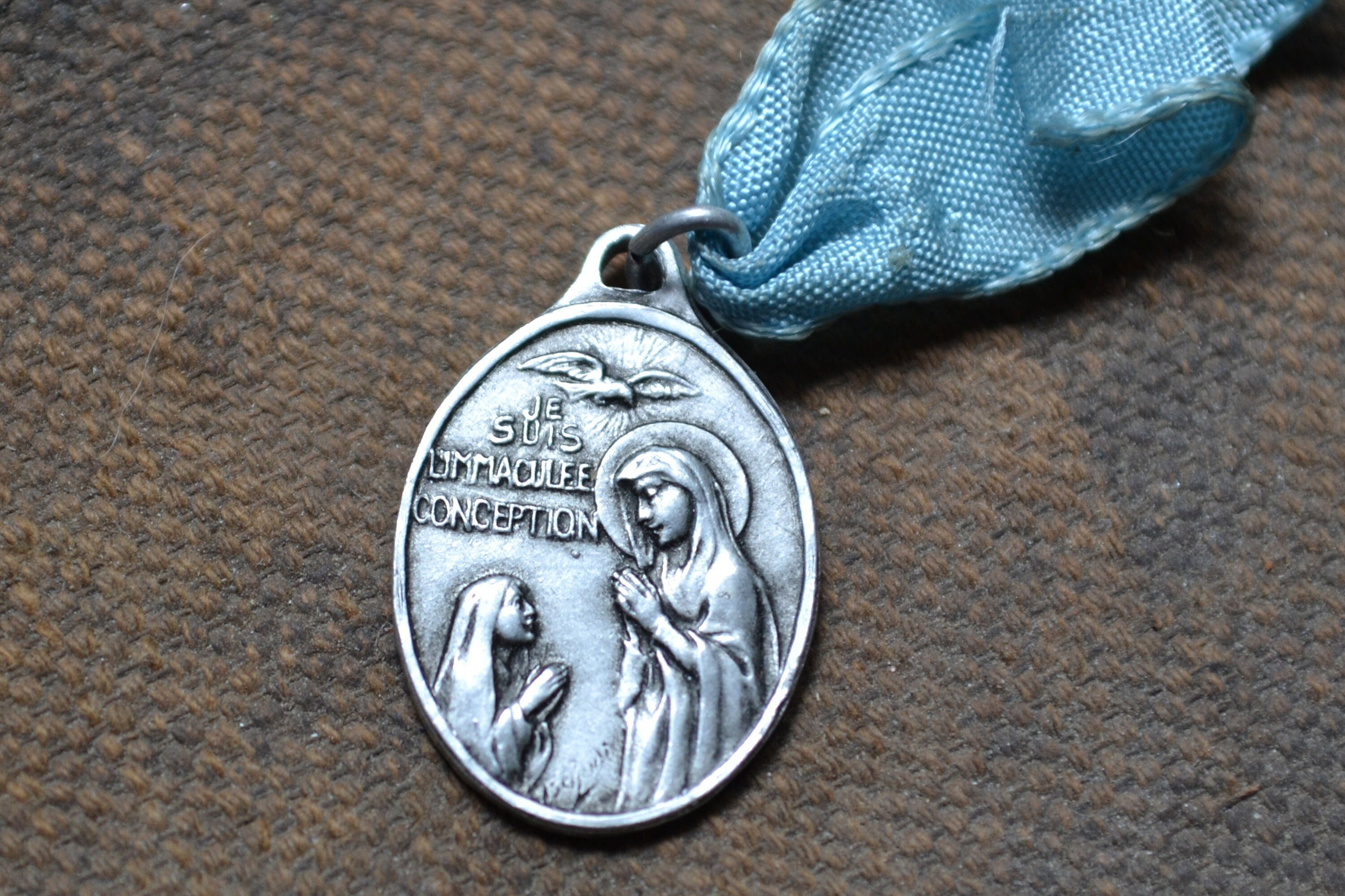 Pendentif Vierge Marie, Petite Médaille, Apparition, France Vintage, Vintage Médaille.