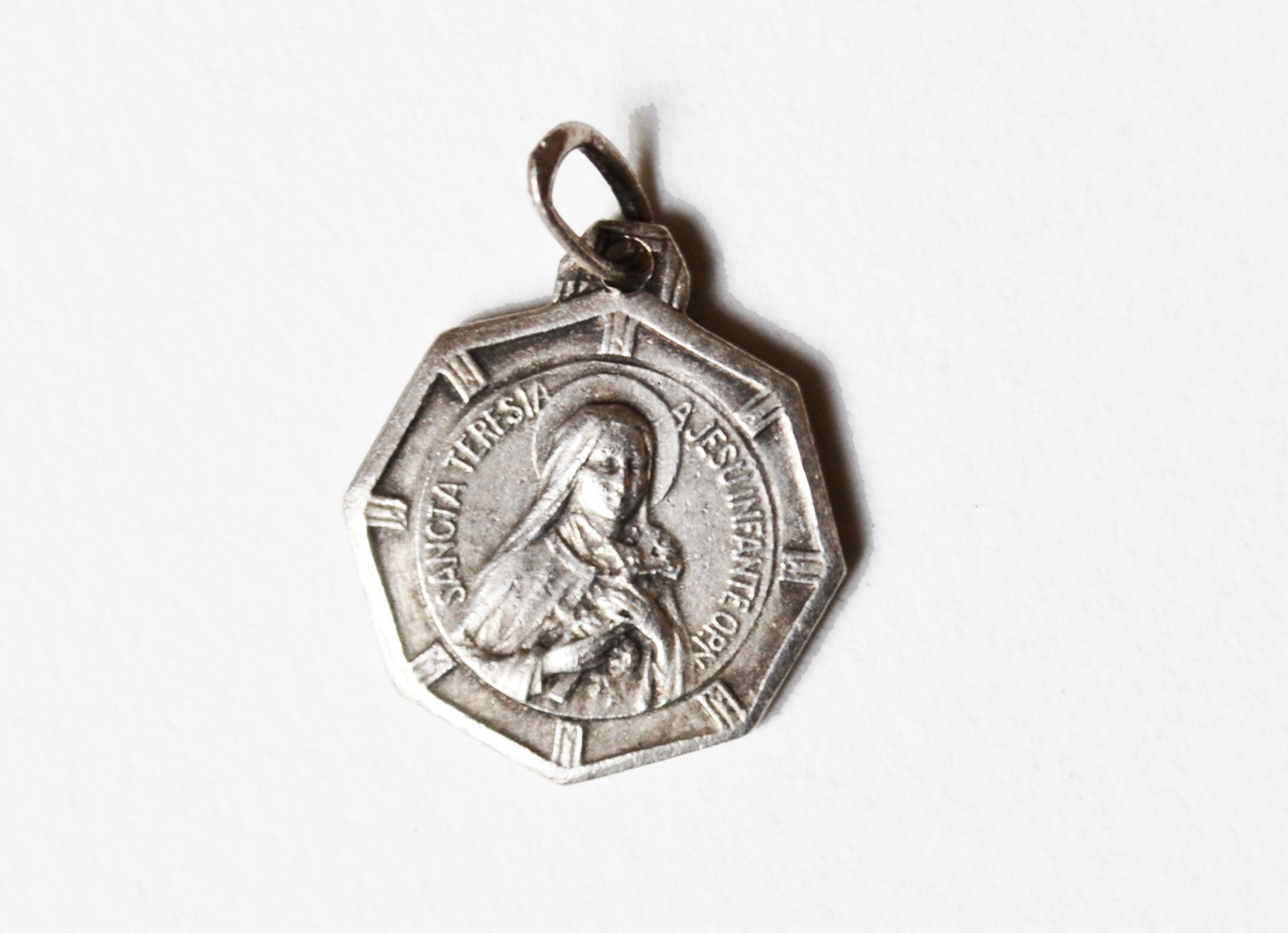 Médaille Religieuse, Sainte Thérèse, Lisieux , Vintage Français, Médaille Antique, Pendentif, Octogo