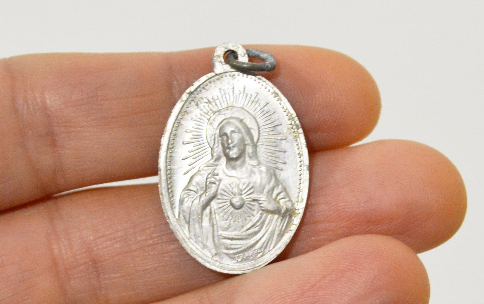 Médaille Jésus et La Vierge Marie, Médaille Ovale, Antique Français, Métal, Regina Decor Carmeli, Ca