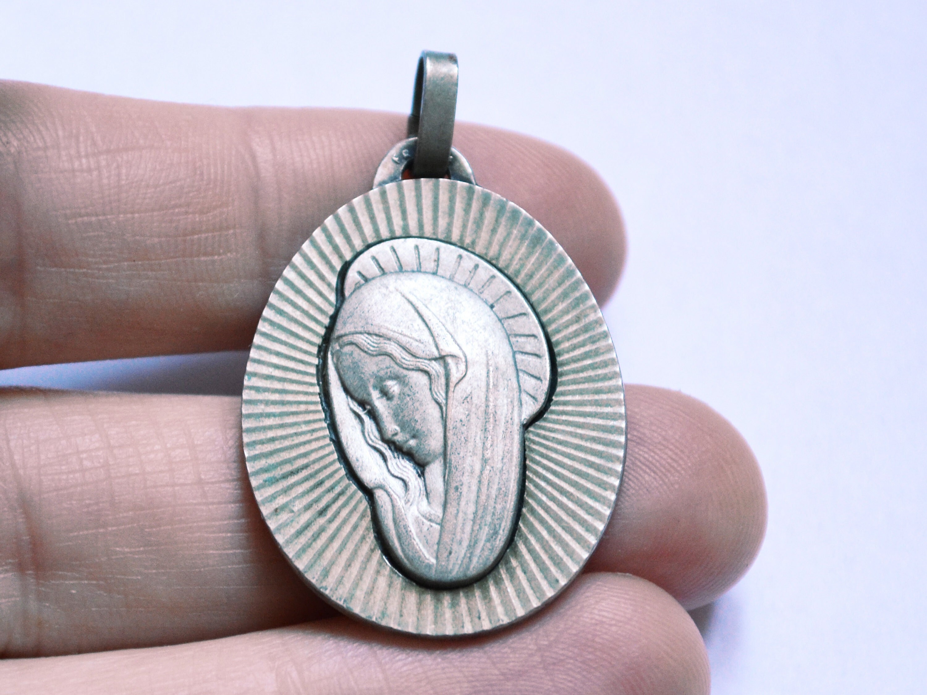 Pendentif Vierge Marie, Médaille Vintage, Lourdes, Métal, France Antique Médaille.
