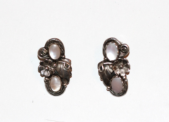 Beautiful pair of very old art nouveau style earr… - image 1