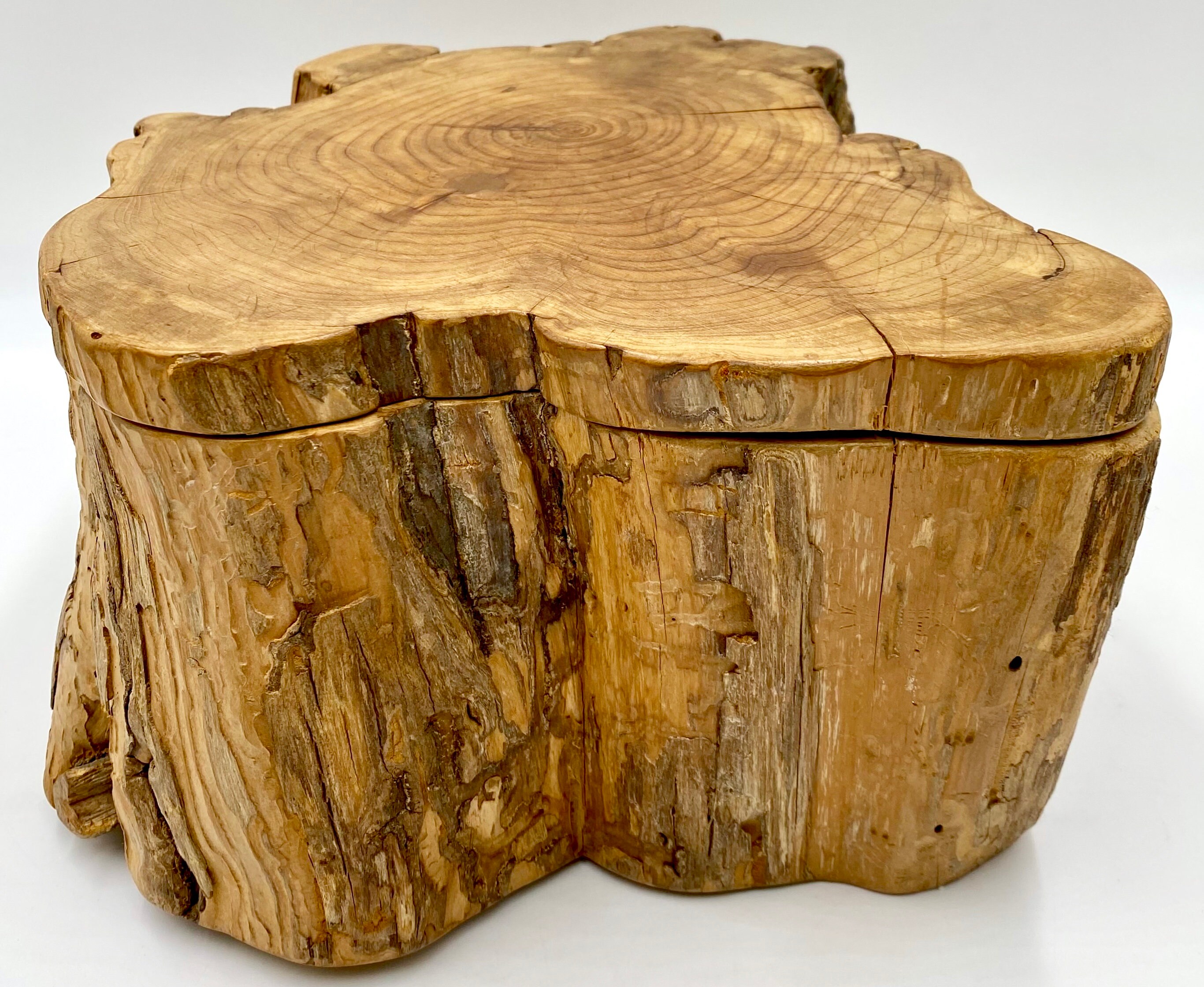 Forest Box Top Vintage Hand-crafted Tree Stump Box | Cool Cedar Tree Log Box | Cedar ...