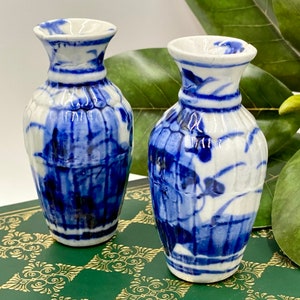 Set of TWO Vintage Petite Blue and White Vases | Small Blue and White Asian Vases | Chinoiserie Vases | Miniature Amphoras Vessels