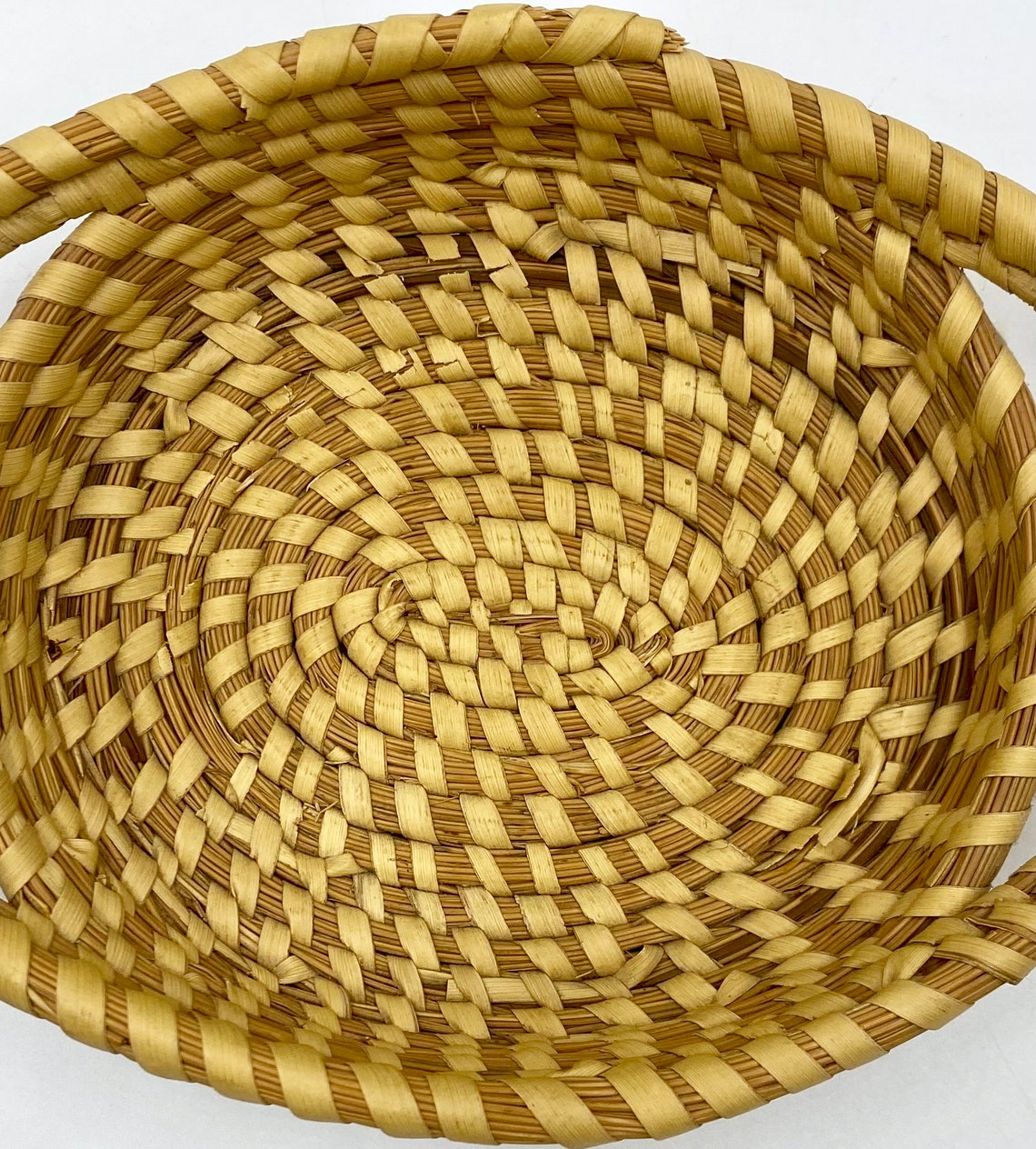 Vintage Gullah Basket Woven Sweetgrass Basket Charleston Etsy