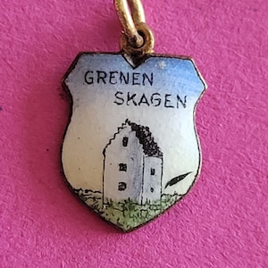 Beautiful vintage silvered enameled travel shield charms, Memory Charms, Mid Century Charms, Tourist charm of Grenen Skagen, Denmark.