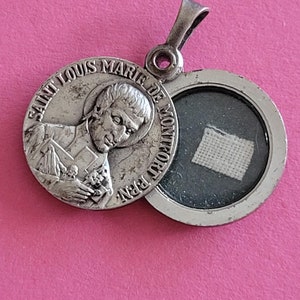 Religious antique catholic silvered medal pendant relic reliquary holy charm medallion cross buckle Saint Louis-Marie Grignion de Montfort