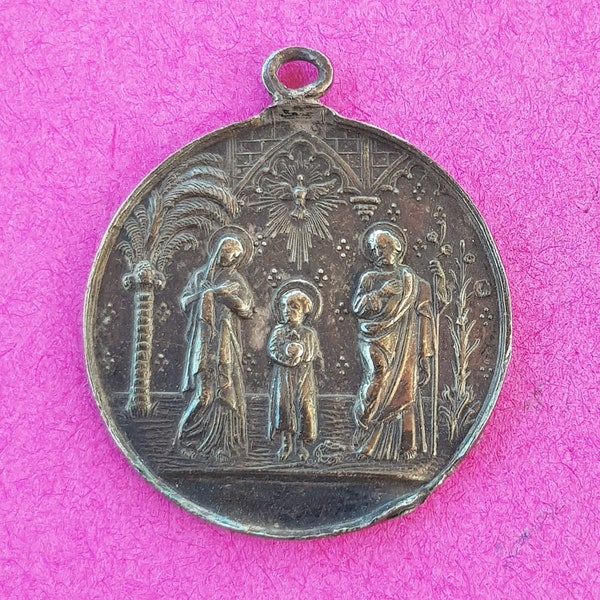 Engraved 1918 big religious silver antique Dutch catholic medal pendant medaillon Holy charm medallion of the Archbrotherhood of Holy Family
