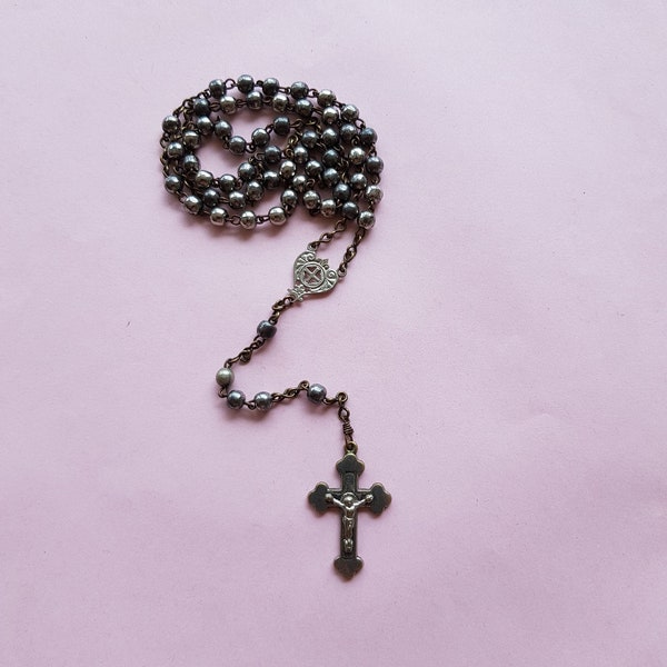 Antique religieux Français chapelet catholique avec des perles plaquées argent, Sainte Marie et Saint Seigneur et un argent plaqué avec un crucifix en bois.