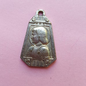 Religious antique French silvered catholic medal pendant medallion holy charm of Saint Jeanne d'Arc, Joan of Arc and Saint Christopher. image 3