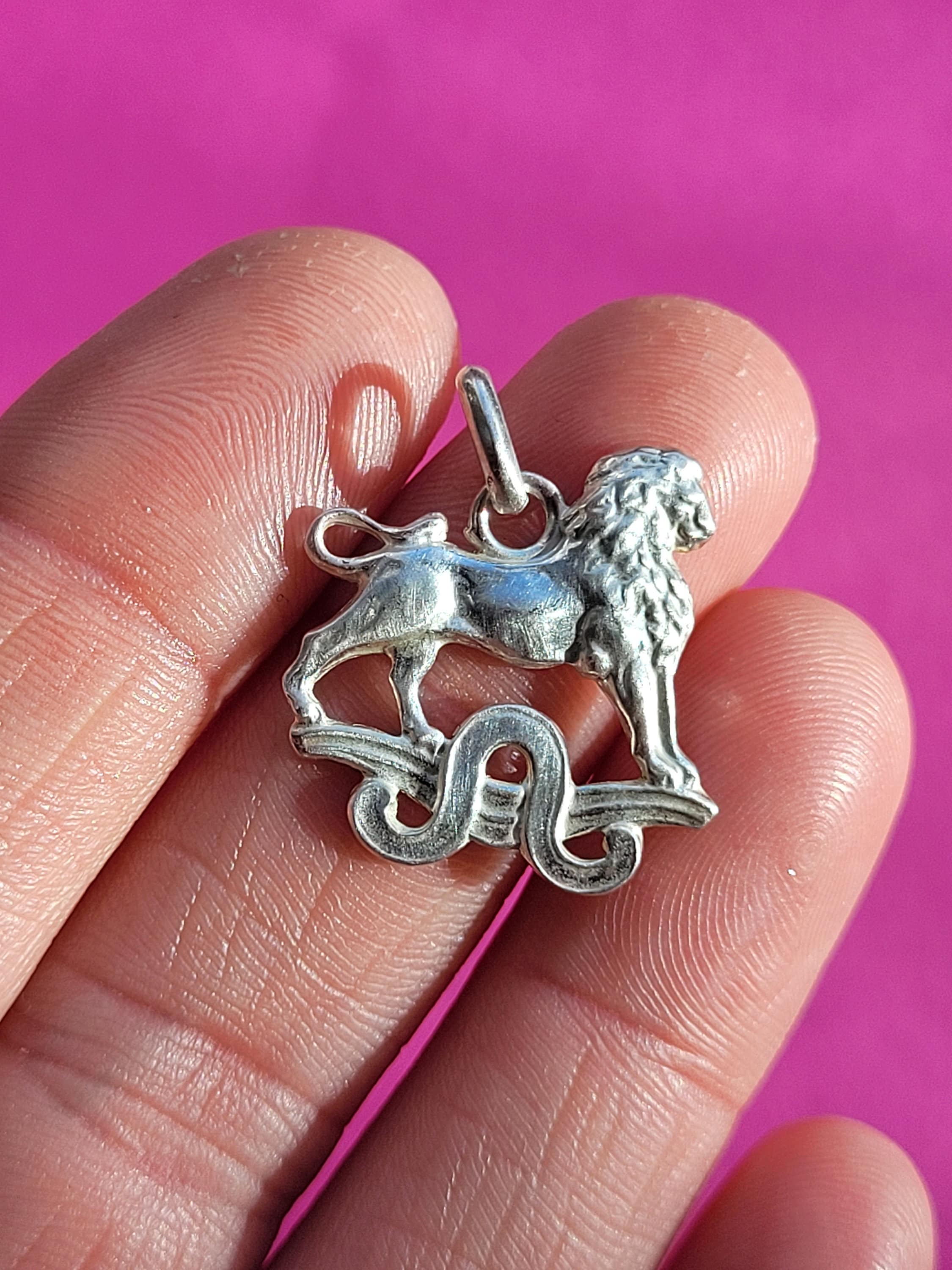 Tiffany and co lion charm deals