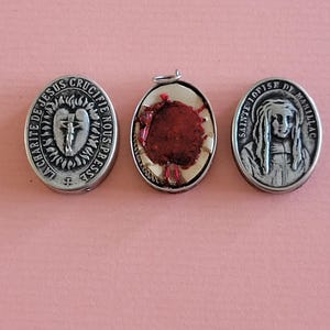 Museum religious antique class silver relic reliquary medal shrine pendant of Sainte Louise de Marillac.
