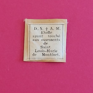 Reliquienschrein des heiligen Kartenschreins, ein gesegnetes Sakrament des Heiligen Louis-Marie Grignion de Montfort und der Heiligen Maria, das eine Reliquie 3. Klasse enthält.
