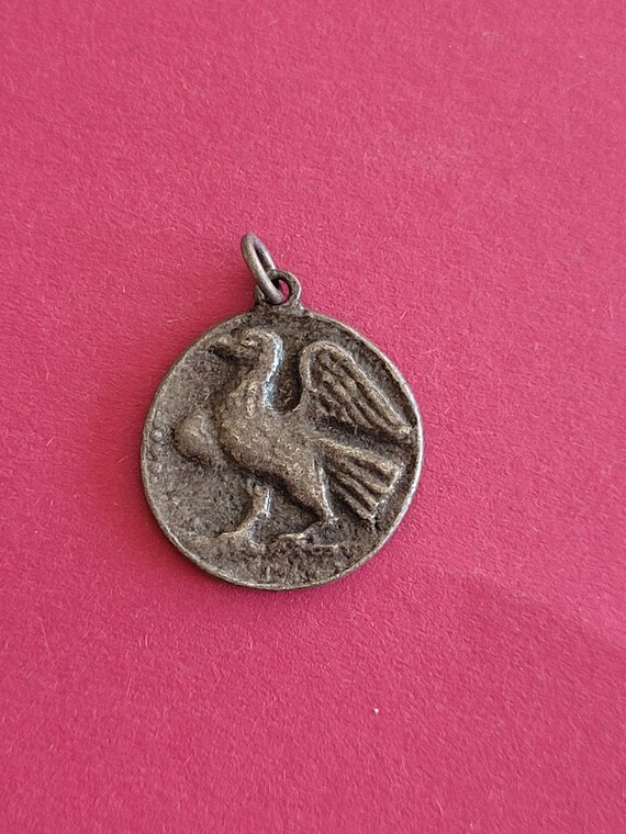 Beautiful vintage silver plated memory charm coin… - image 2