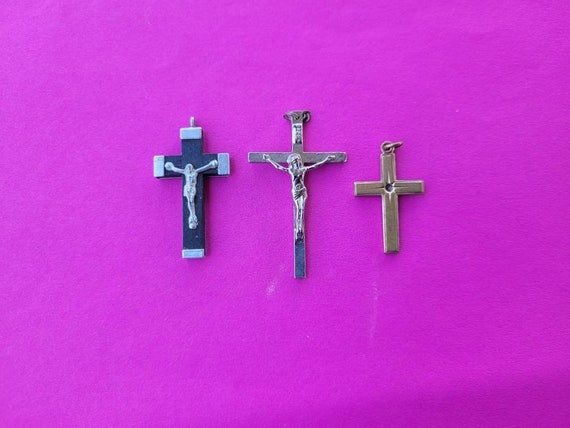 Lot of 3 vintage/antique religious different mate… - image 3