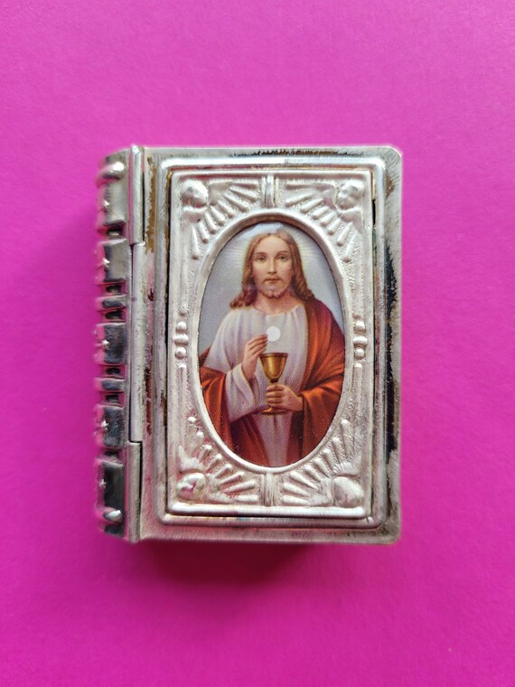 Vintage silver plated Catholic Rosary Case Miniat… - image 3