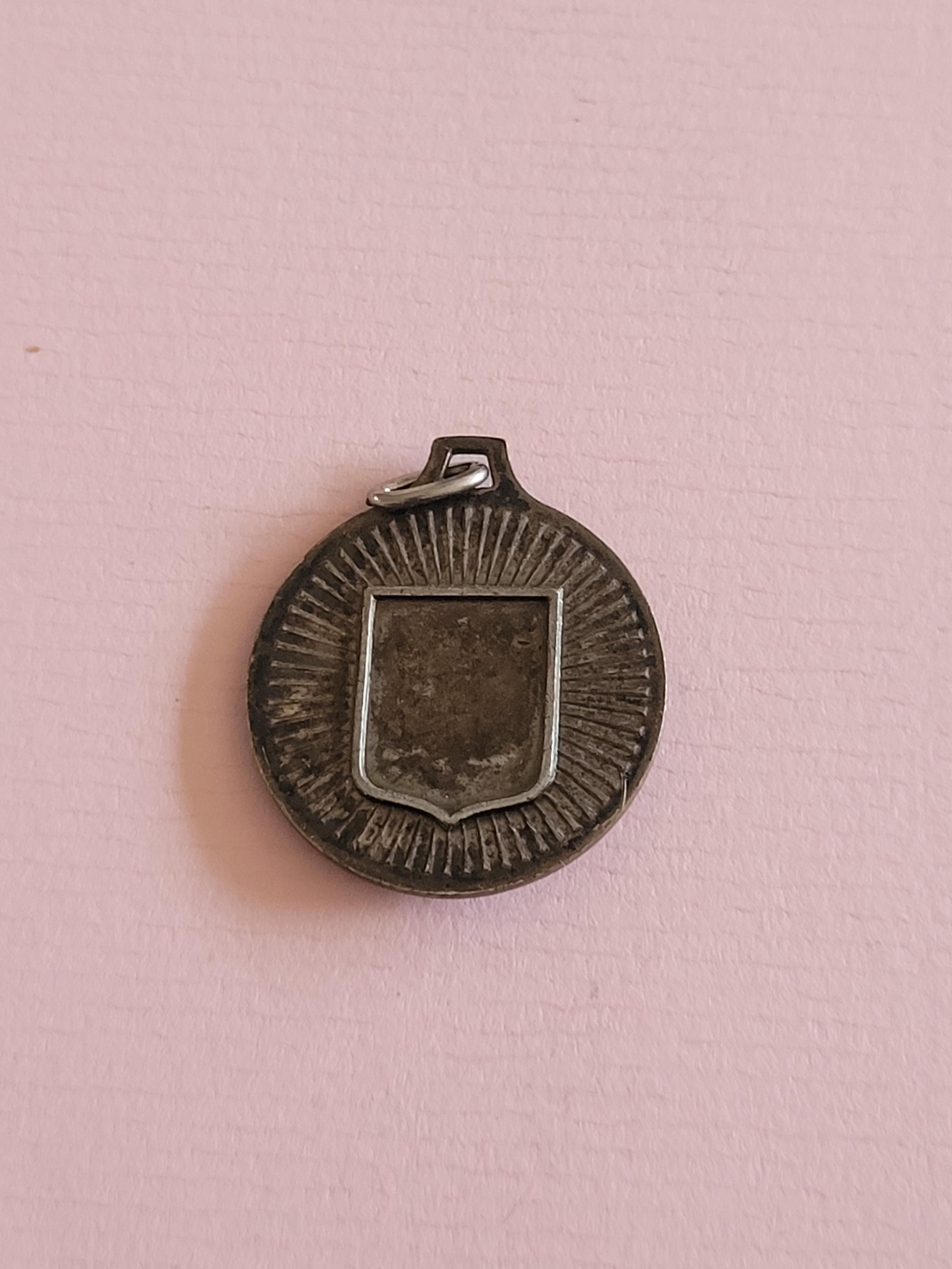 14k or Jaune Cerf Tête Pendentif / Breloque, Fait Aux USA