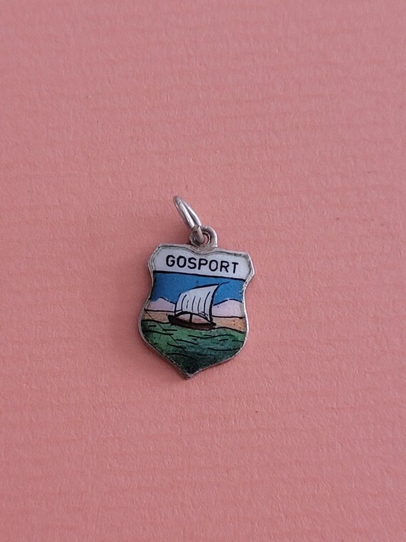 Beautiful vintage silver enameled travel shield charm, memory charms tourist charm, Coat of Arms, charm of Gosport, England, UK View 3