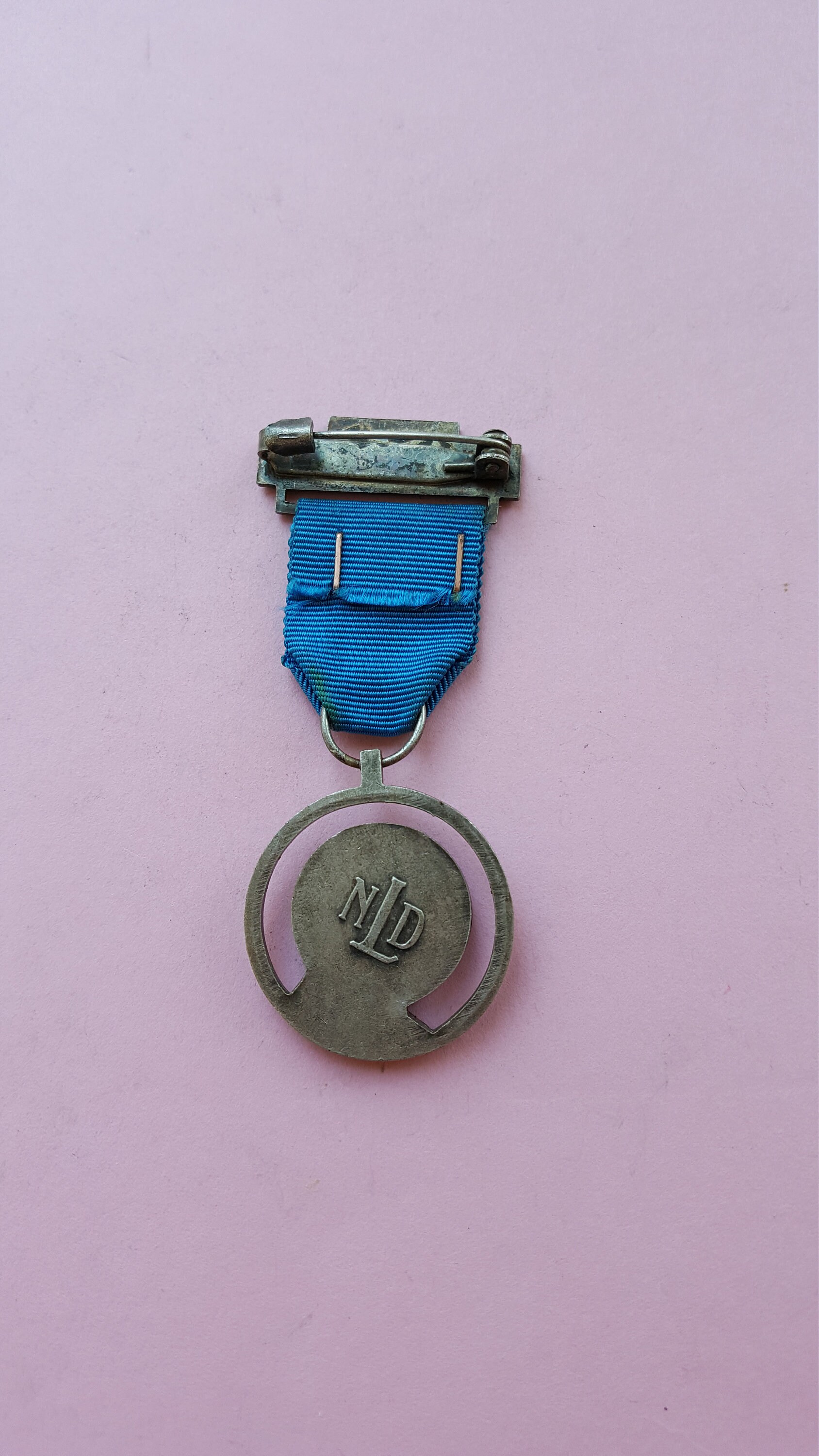 MEDAILLE MINIATURE BELGIQUE MERITE CIVIQUE en l'état EUR 5,99 - FR