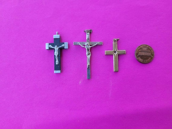 Lot of 3 vintage/antique religious different mate… - image 2