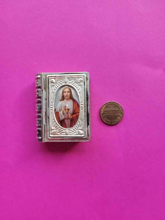 Vintage silver plated Catholic Rosary Case Miniat… - image 4