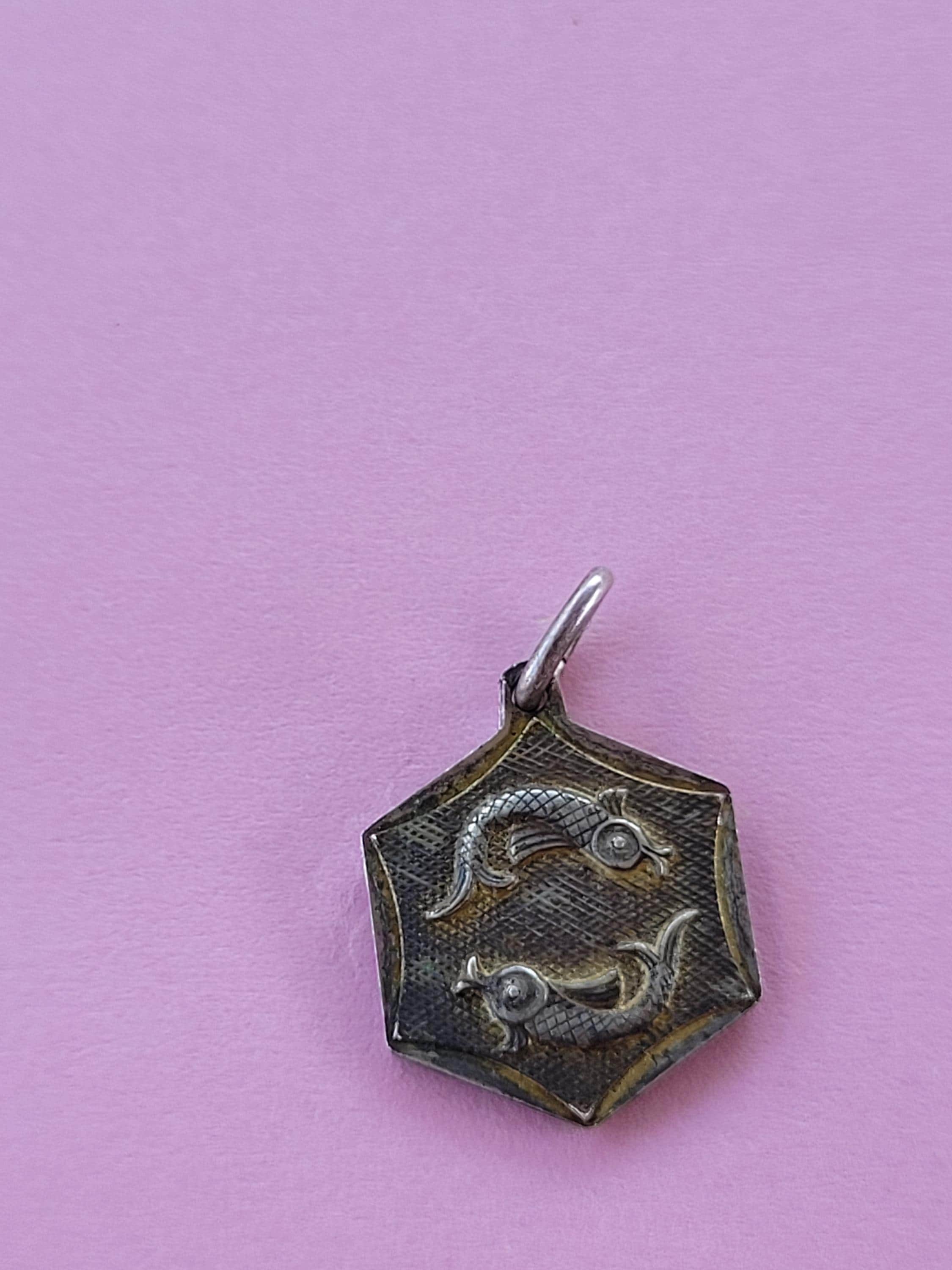 Vintage Silver 925 Sterling Zodiac Constellation Medal Pendant Necklace ...