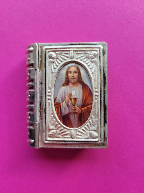 Vintage silver plated Catholic Rosary Case Miniat… - image 1