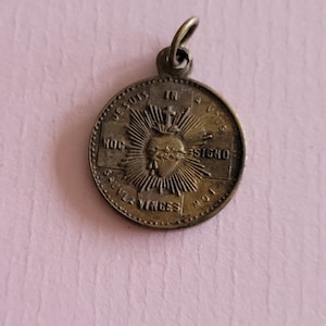 Religious antique French bronze catholic holy charm medal pendant of Vinges with sacred heart, Sacre Coeur de Jesus, Montmartre.