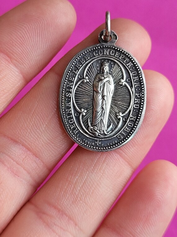 Vintage sterling sale silver catholic medals