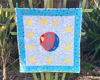 Patrón de edredón de bolas de rompecabezas Shape-O. Patrón de patchwork de bebé con piezas de papel, ¡incluye plantillas de formas!