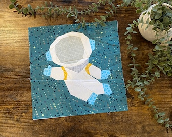 DIY Astronaut Quilt Block Pattern - 12 Inch Foundation Paper Piecing Templates