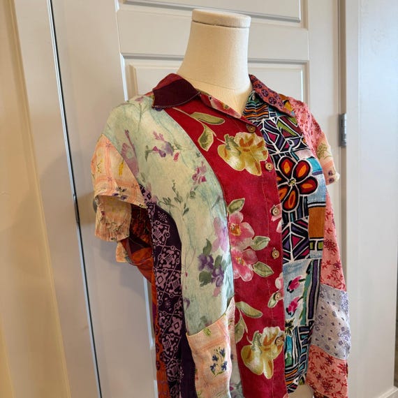 Vintage Sacred Threads Patchwork Boho Hippie Shor… - image 2