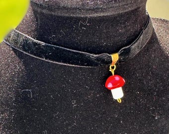 Mushroom Choker Necklace