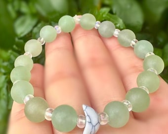 Green Aventurine Bracelet with Howlite Moon
