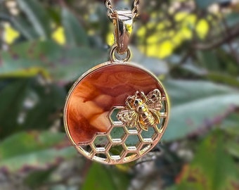 Gold Honeycomb Necklace