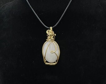 Rose Quartz Pendant Necklace