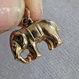 Fine Antique Victorian Small Gold Elephant Charm Pendant