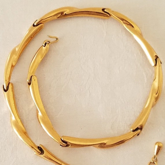 Vintage aged goldtone twisted open choker necklace Similar Items to Vintage Choker Collar Necklace Gold Tone  main image 2