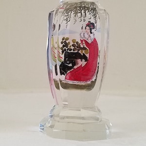 Vintage Reverse Painted Asian Theme Vase, 3 Scenes of Kimono-Clad Women in Outdoor Settings, CHIPPED – Please Read Description