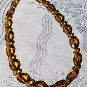 Vintage Faceted Honey Gold-Colored Glass Crystal Graduated Beaded Necklace Beautiful image 2