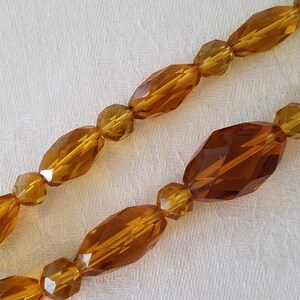 Vintage Faceted Honey Gold-Colored Glass Crystal Graduated Beaded Necklace Beautiful image 3