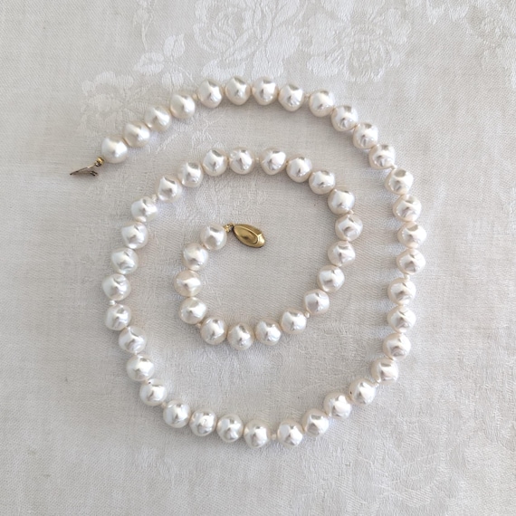 Vintage Signed Richelieu Chunky Faux Pearls with … - image 1