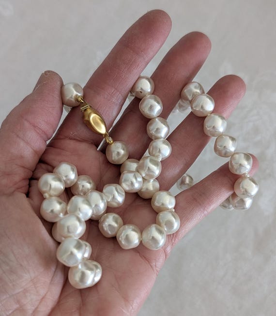 Vintage Signed Richelieu Chunky Faux Pearls with … - image 4
