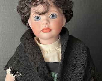Wendy Lawton “Snow White” 13” Porcelain Doll Box/Tag/COA LE 500
