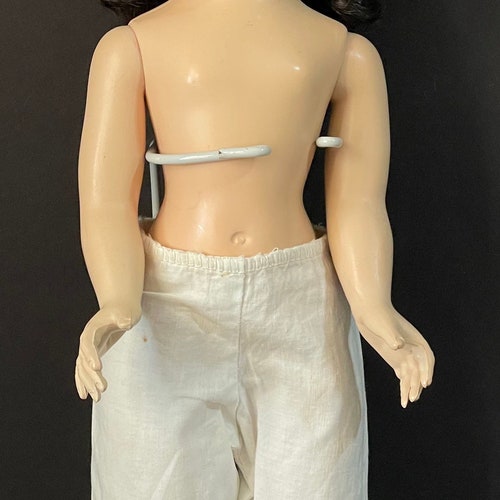 Vintage 1950’s Madame shops Alexander 14” Little Woman Marme Walker Doll