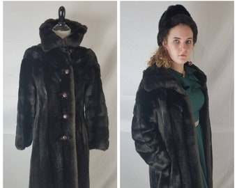 1960s coat Grandella vintage 60s brown faux fur jacket and hat