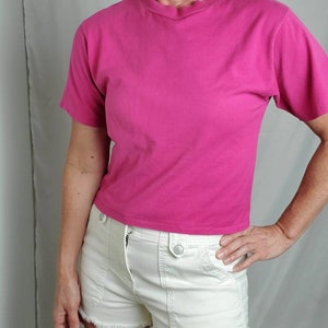 Vintage 80s tee pink single stitch 1980s cropped shirt
