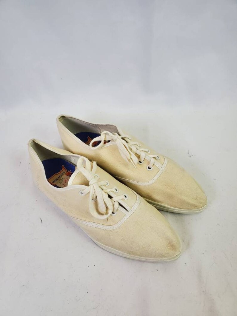 womens vintage canvas sneakers